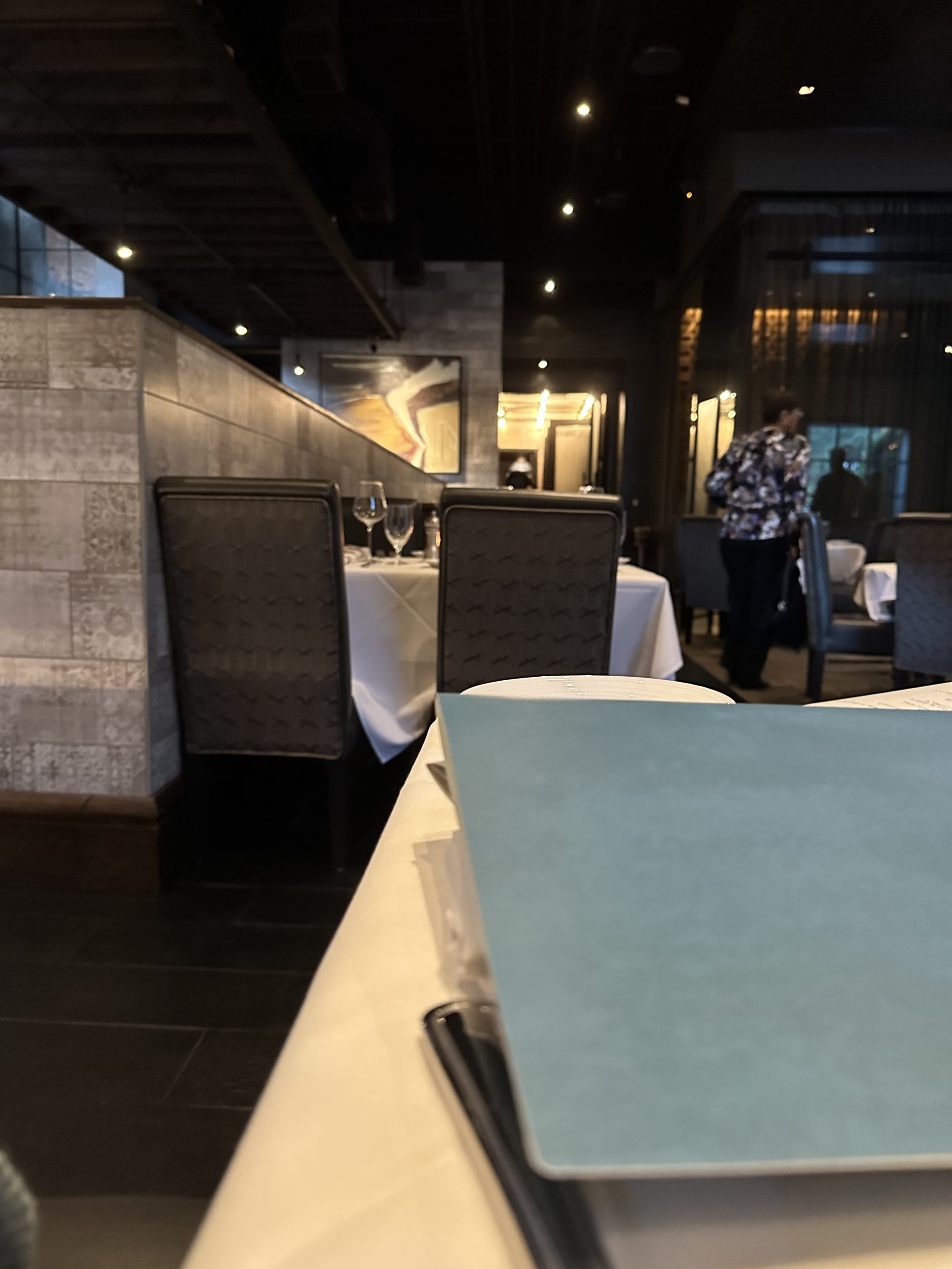 Willie G’s dining area.